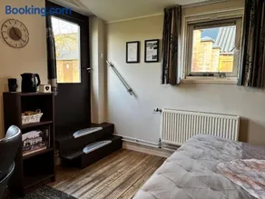 B&B Warnstee - Image 3