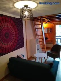 Appartement lumineux avec balcon à Arêches Beaufort - Image 2