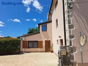 Casa Mirelia - Holiday home for two with garden and whirlpool - Image 3