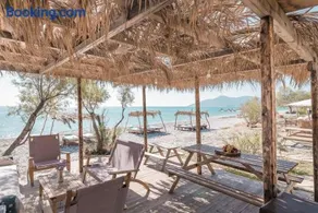 Althea Beachside Apartments - Image 5