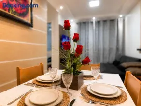Apê Preferido | 2 quartos, ar, vaga e portaria - Image 1