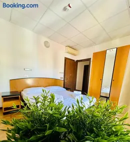MH Hotel Mavras - Image 3