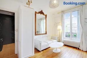 Paris’Luxury : Luxe, Calm and Voluptuousness - Image 2