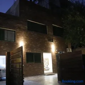 Red Fort Hotel Gulberg - Image 3