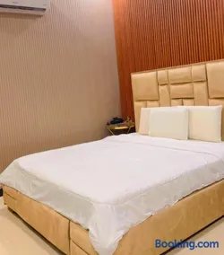 Sapphire Guest House - Image 4