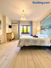 Due Passi dal Mare - Private Garden and Free Parking - Image 4