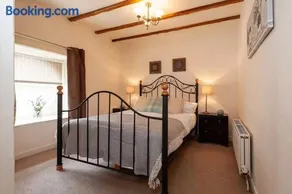 The White Bull Hotel - Image 2