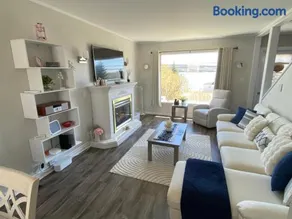 Bernice Mae's Ocean View - Image 5