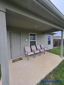 Peaceful Retreat Outside the City 3BED 2BATH - Image 3