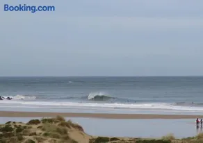 Watsay Surf House - Image 2