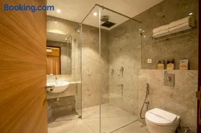 Hotel Grand Avenue - Image 1