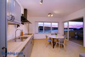 Sunset House - Image 2
