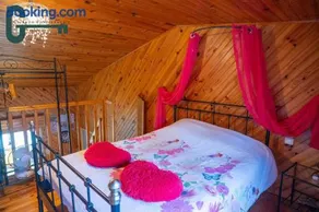 Séjour détente avec spa, piscine et sauna - Image 2