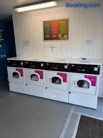 Ensuite room near City Centre - Image 4