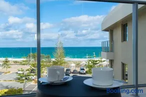 Sandcastles Penthouse w Pool & Sauna! - Image 1