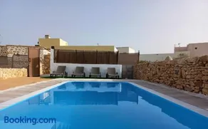 Casa antigua en el centro de Fuerteventura - Image 3