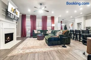 3 Kings Pet-Friendly Near Golf & Business Hub - Image 2