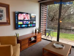 Resort Living with Pool, Golf, Bar and Dining - Image 2