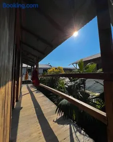 Onda Hostel Mompiche - Image 4