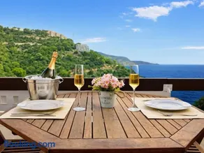 Mediterranean Duplex with 2 Terraces & Private Beach - Image 1