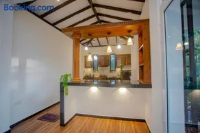 Eleena House - Image 3