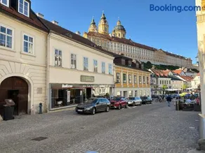 Modern Apartment Melk - Altstadt & Parkplatz - Image 4
