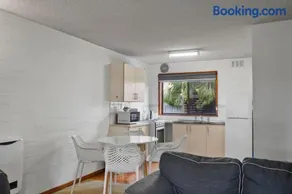 Eastern Beach Unit 2 - Image 1