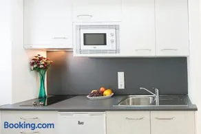 Ona Internacional Apartments - Image 4