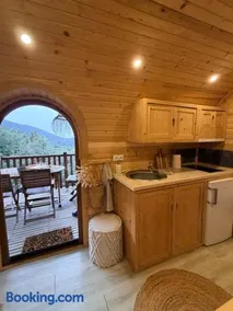 Roulotte Atypique - Vue Mer - Écrin de Nature - Image 1