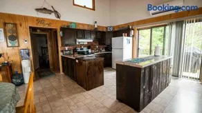 Sunset Haven Cottage - Image 4