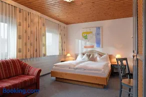 Hotel Tiroler Stuben - Image 4