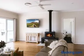 Semillon Retreat - Image 3