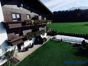 Kinderfreundliche Wohnung mit Pool, Grill und Terrasse - Image 2