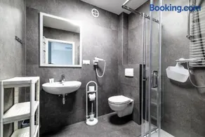 EXPO HOSTEL - Image 2