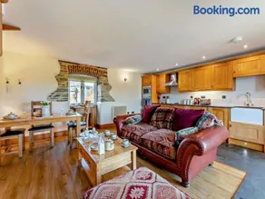 1 Bed in Launceston oc-95237 - Image 2