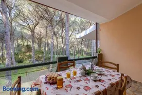 Villa del Maestro - Image 1