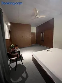 Durrani Executive - Islamabad F10 - Image 3
