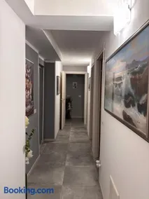 Ranieri Guest House - Image 1