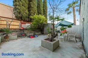 Entire Private Home with 4 Bedrooms 2 Bathrooms, Garage & Gated Yard, Near San Diego Gaslamp, Beach, Available Now - Image 4