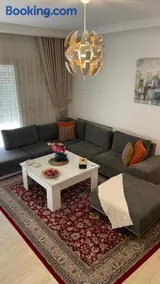 Luxury 127m Apartment in Jardins de Carthage with Balcony, Private Parking & Prime Location - Image 3