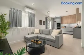 Efi Luxury House Μοντέρνα κατοικία στο Αιγάλεω - Image 1