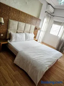 Fes Elegant Stay - Image 3
