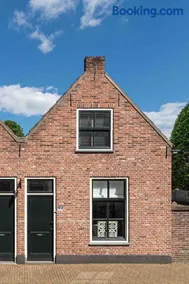 B&B Zilverstad Huisje Havenzicht - Image 1