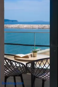 Molos Hotel - Image 4
