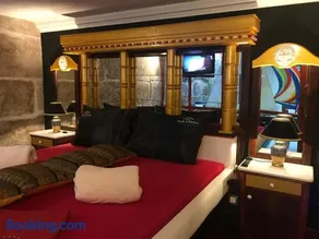 Apartment Paradiso - Image 1
