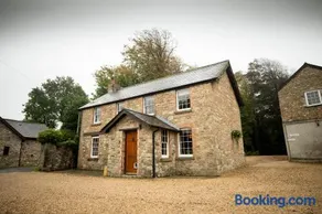 The Coach House - Image 2