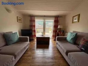 Viking Cottage - Image 3