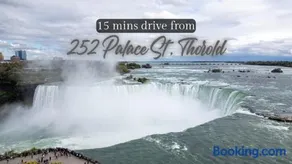 Entire 4BR Detached Home 15 Mins from the Falls, in Thorold, Perfect for 10 guests - Image 1