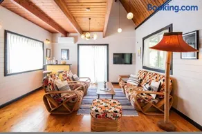 FLEX BEACH HOUSE - Image 1
