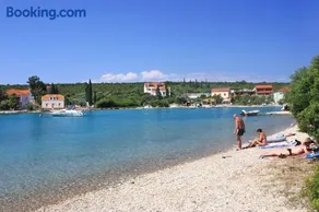 Apartments by the sea Loviste, Peljesac - 262 - Image 4